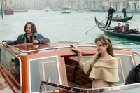 The-tourist-angelina-jolie-johnny-depp