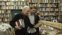 Beginners-ewan-mcgregor-christopher-plummer