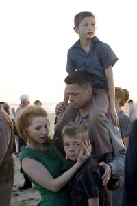 The-tree-of-life-brad-pitt-jessica-chastain-laramie-eppler-tye-sheridan