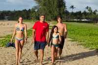The-descendants-george-clooney-shailene-woodley-amara-miller-nick-krause