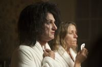 This-must-be-the-place-movie-review-sean-penn-frances-mcdormand