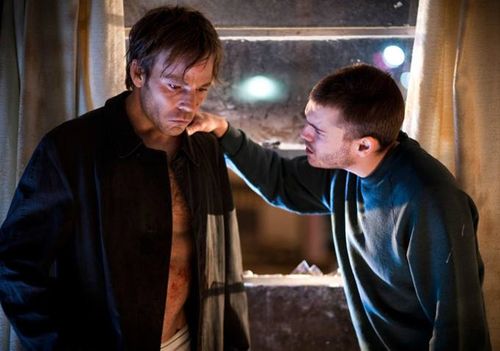 The-motel-life-movie-review-emile-hirsch-stephen-dorff
