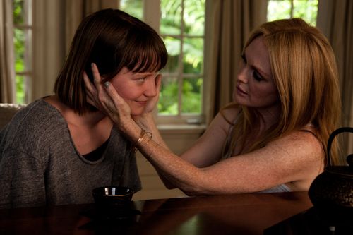 Maps-to-the-stars-movie-review-julianne-moore-mia-wasikowska