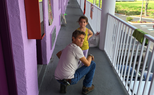 The-florida-project-movie-review-willem-dafoe-brooklynn-prince