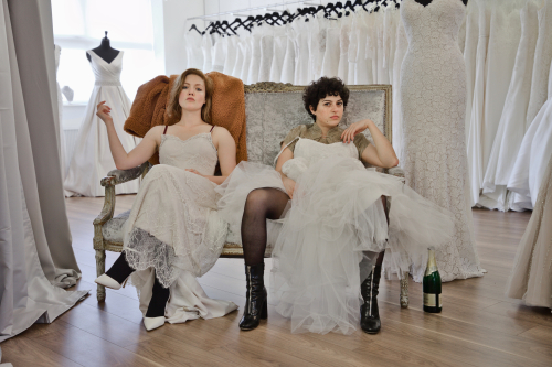 Animals-movie-review-holliday-grainger-alia-shawkat