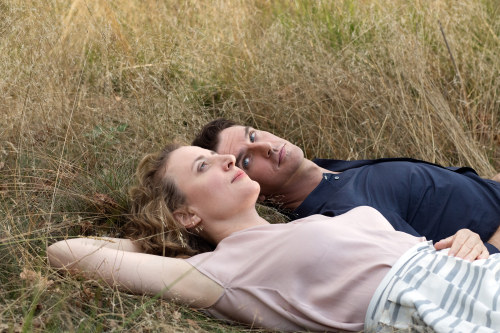 I-am-your-man-movie-review-maren-eggert-dan-stevens-ich-bin-die-mensch
