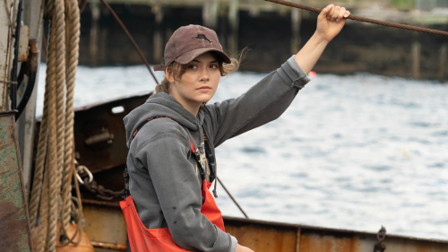 Coda-movie-review-emilia-jones