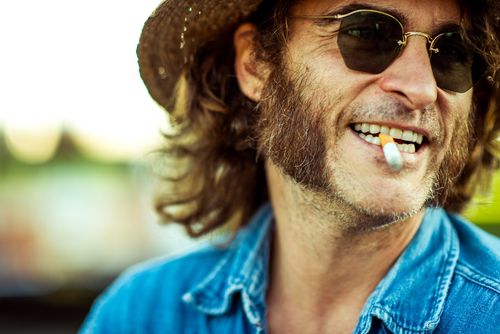Inherent-vice-movie-review-joaquin-phoenix