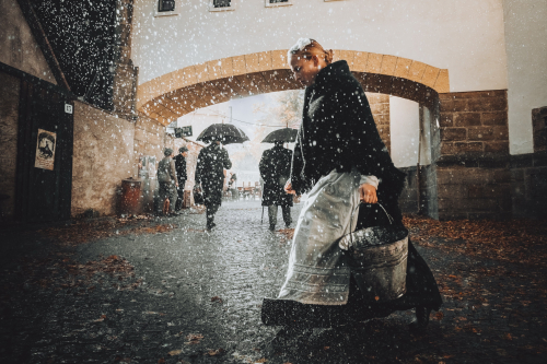 The-chambermaid-slúžka-movie-review-dana-droppová