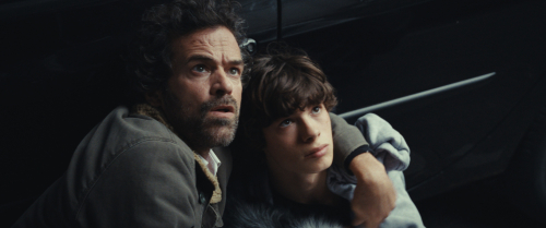 The-animal-kingdom-le-règne-animal-movie-review-romain-duris-paul-kircher