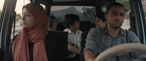 The-burdened-al-murhaqoon-movie-review-abeer-mohammed-roaa-al-hamshari-omar-elyas-islam-saleem-khaled-hamdan
