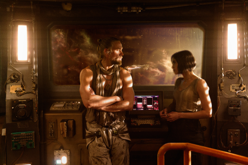 Rebel-moon-part-one-a-child-of-fire-movie-review-charlie-hunnam-sofia-boutella