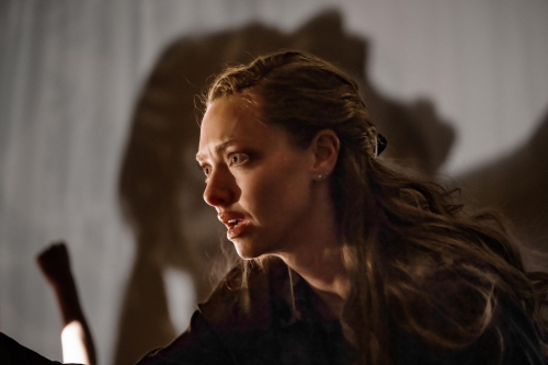 Seven-veils-movie-review-atom-egoyan-amanda-seyfried