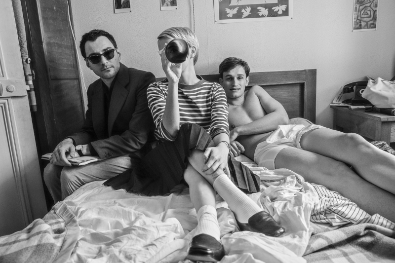 Nouvelle-vague-film-review-guillaume-marbeck-zoey-deutch-aubry-dullin-cannes-film-festival